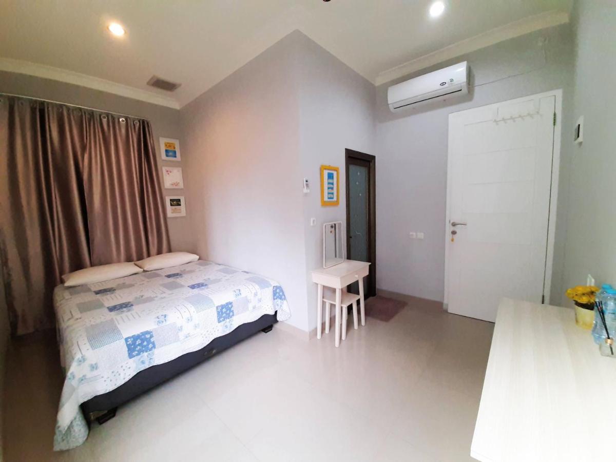Inni Homestay Malang Quarto foto